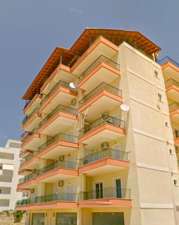 Sina Apartments Sarande Exterior photo